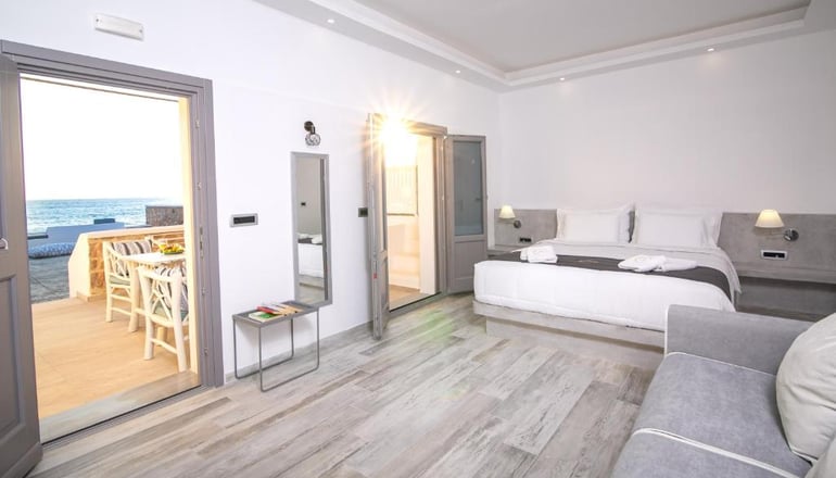 Aegean Melody Suites - Βλυχάδα, Σαντορίνη