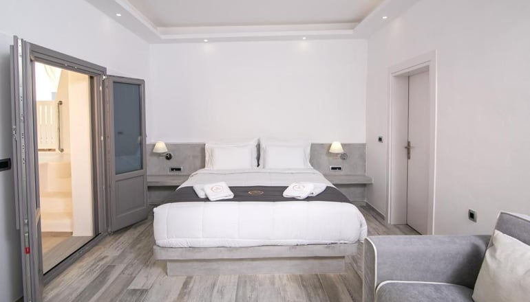 Aegean Melody Suites - Βλυχάδα, Σαντορίνη