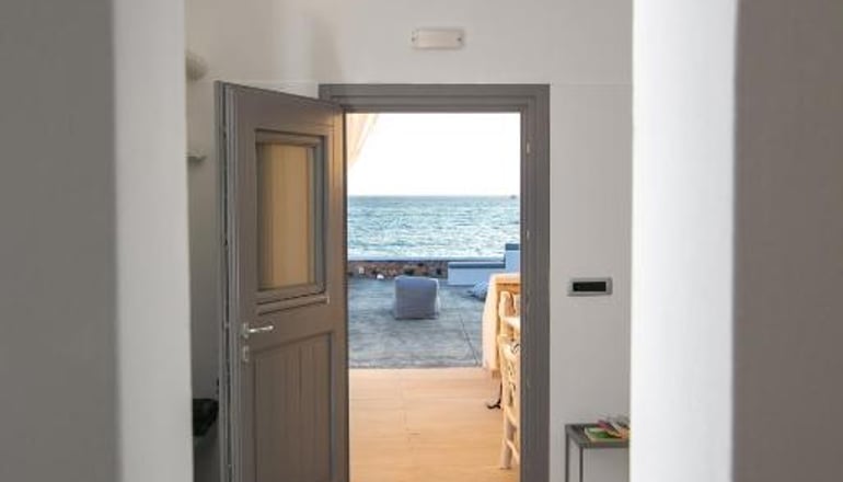 Aegean Melody Suites - Βλυχάδα, Σαντορίνη