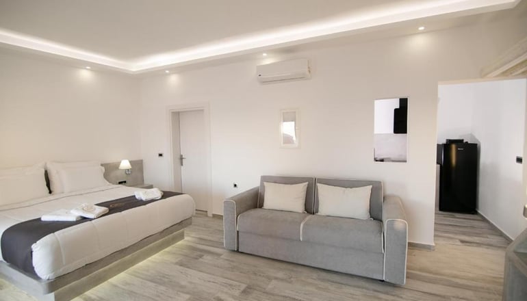 Aegean Melody Suites - Βλυχάδα, Σαντορίνη