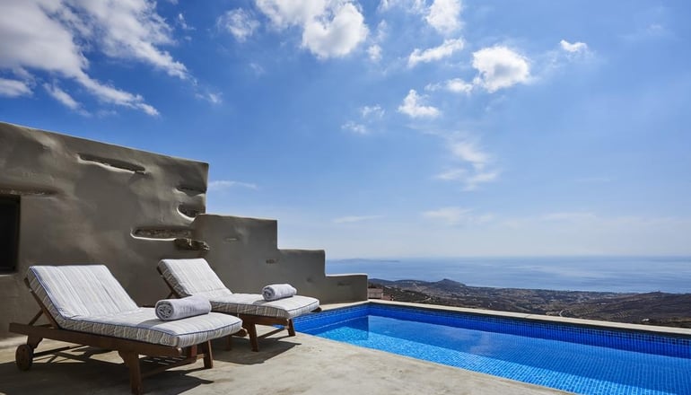 4* Aeolis Tinos Suites