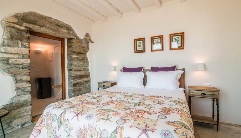 4* Aeolis Tinos Suites