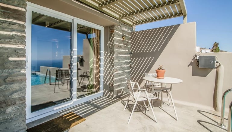 4* Aeolis Tinos Suites