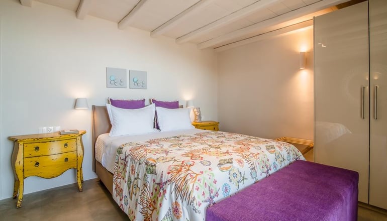 4* Aeolis Tinos Suites