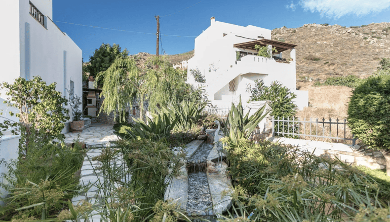 Aeolos Villas Sustainable Living  - Αγγίδια, Νάξος