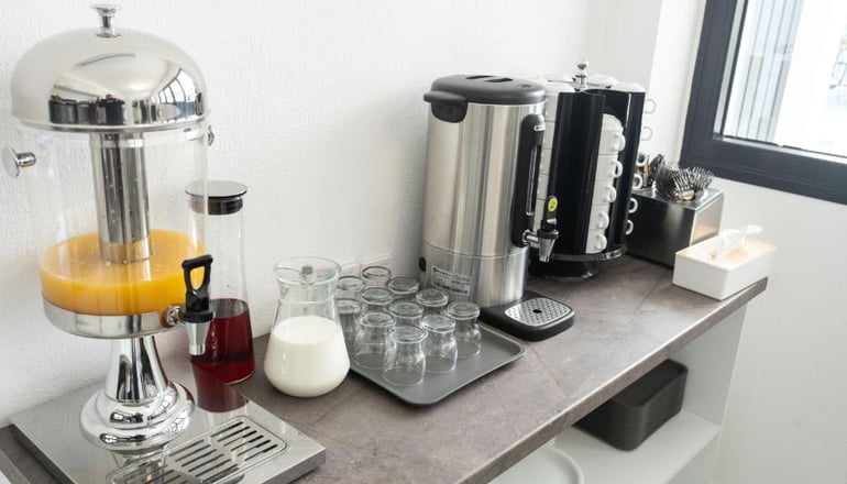 Aeonian Luxury Suites