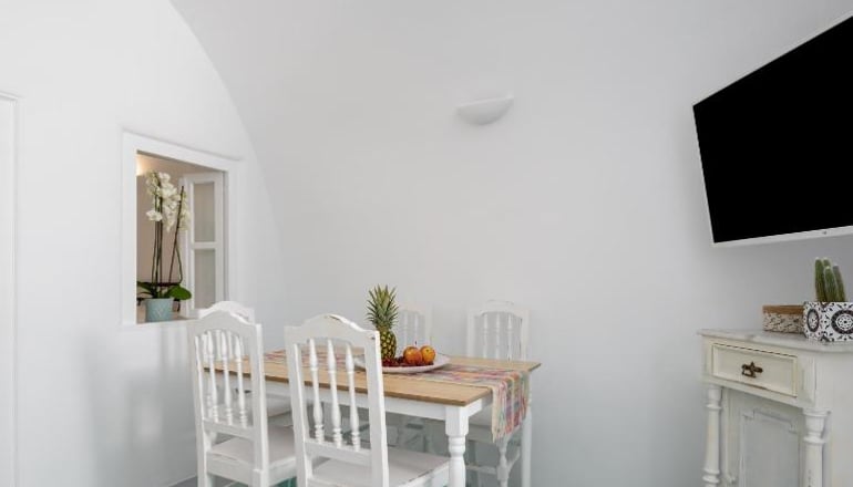 Agapi Cave House