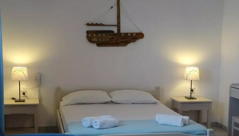 Agnanti Hotel - Κατήφορα, Μήλος
