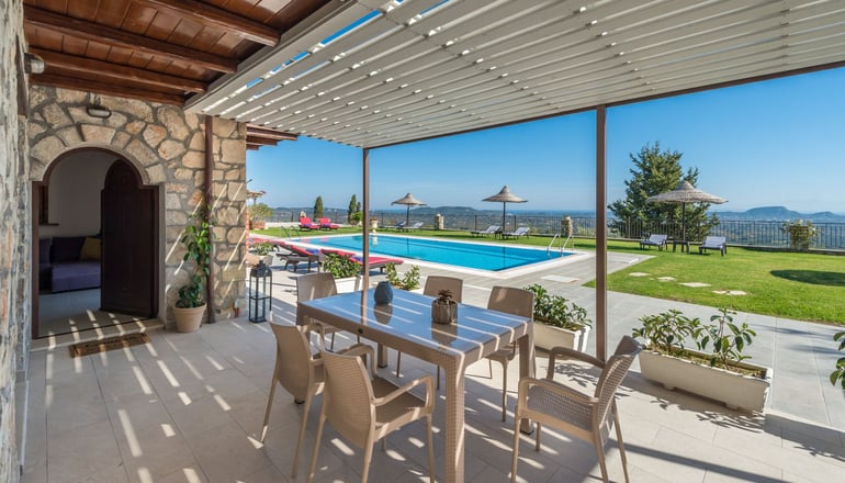 Agrikia Villa - Varvarigos Houses