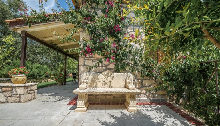 Agrikia Villa - Varvarigos Houses