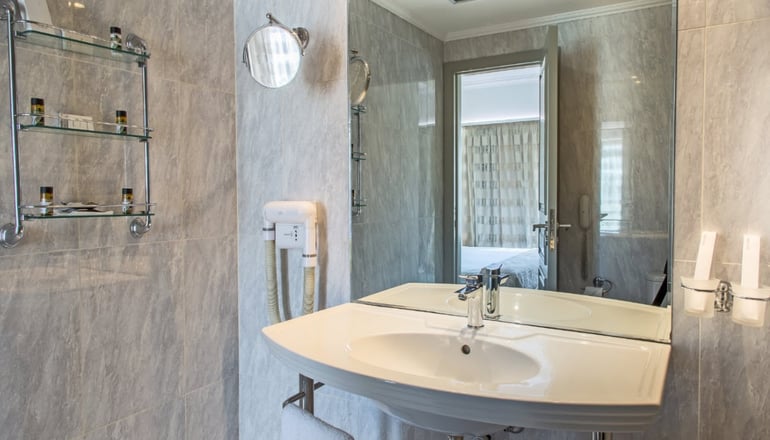 Airotel Stratos Vassilikos Hotel