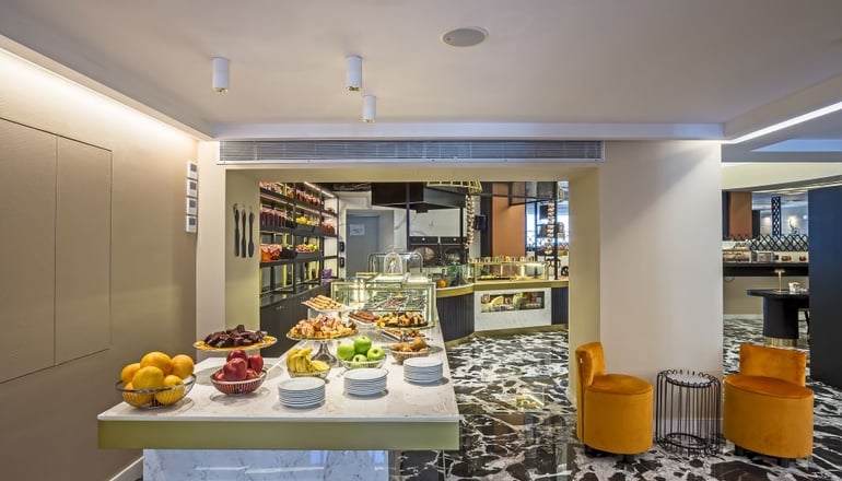 Airotel Stratos Vassilikos Hotel