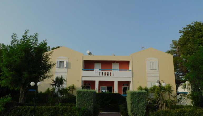 Aithrio Hotel
