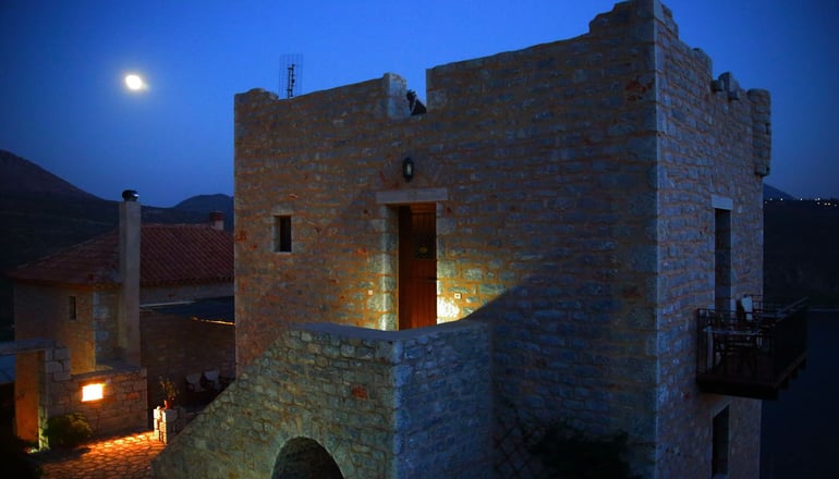 Akrolithi Guesthouse - Οίτυλο, Μάνη