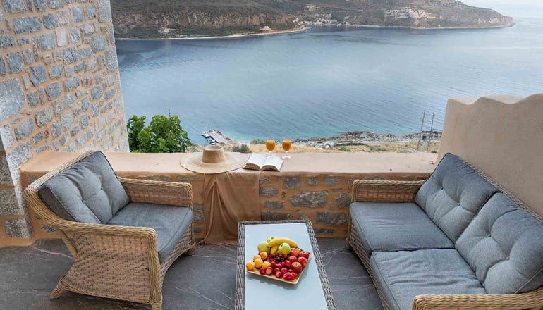 Akrolithi Guesthouse - Οίτυλο, Μάνη