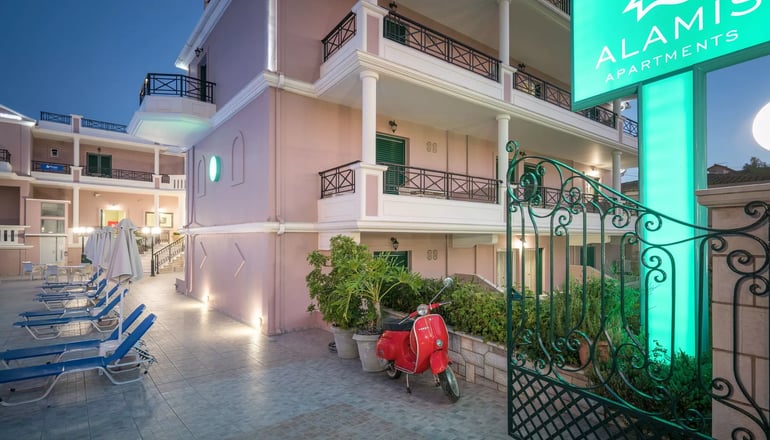 4* Alamis Hotel & Apartments - Τσιλιβί, Ζάκυνθος
