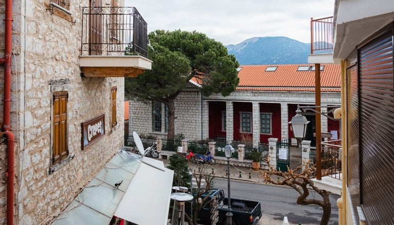 Aldia Suites - Αράχωβα