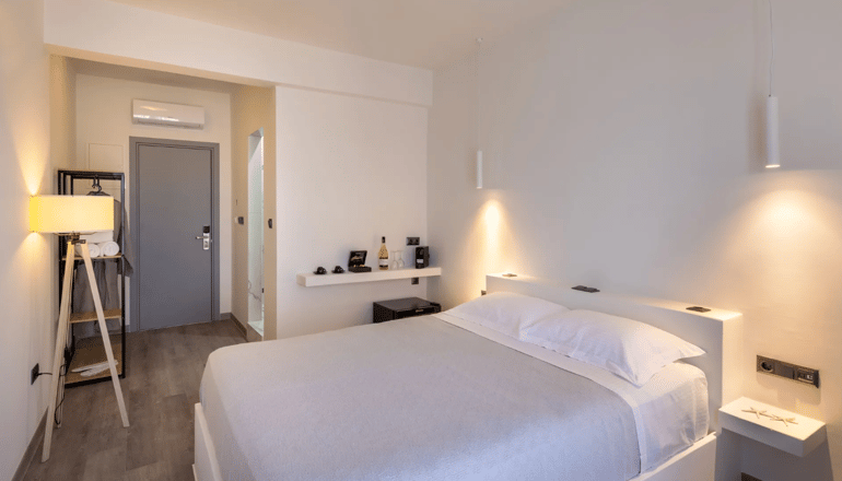Alexandra Hotel - Μέγας Γιαλός, Σύρος