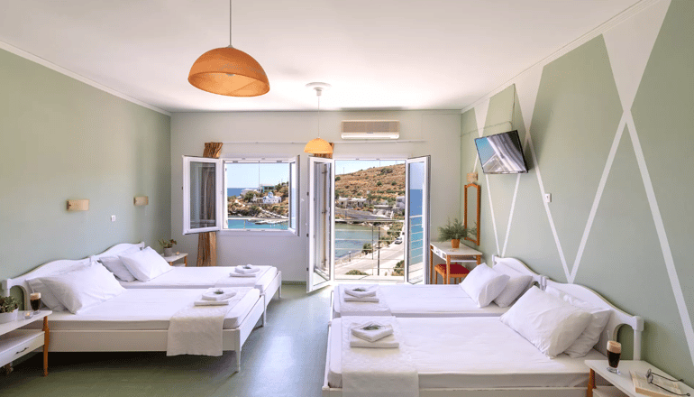 Alexandra Hotel - Μέγας Γιαλός, Σύρος