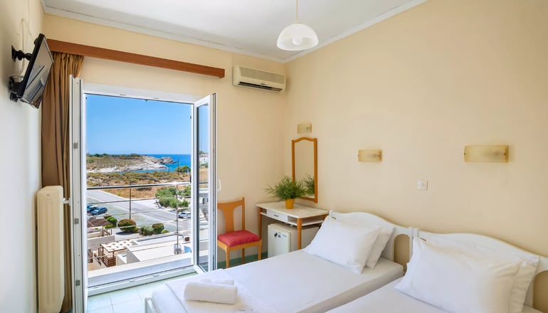 Alexandra Hotel - Μέγας Γιαλός, Σύρος