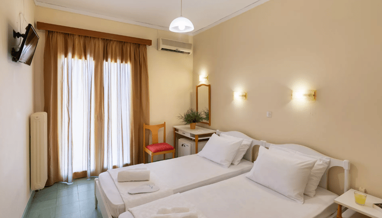 Alexandra Hotel - Μέγας Γιαλός, Σύρος