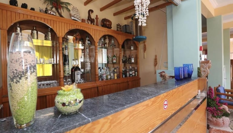 Alexandra Hotel - Μέγας Γιαλός, Σύρος