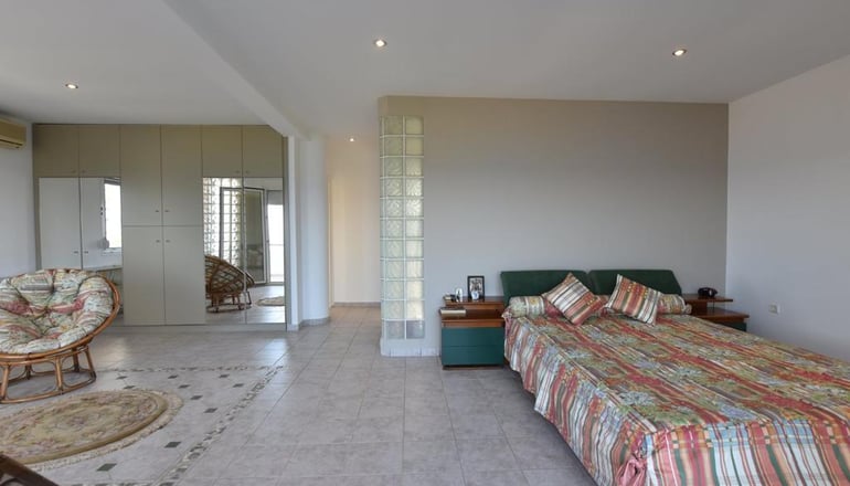 Alexina Sea View Villa