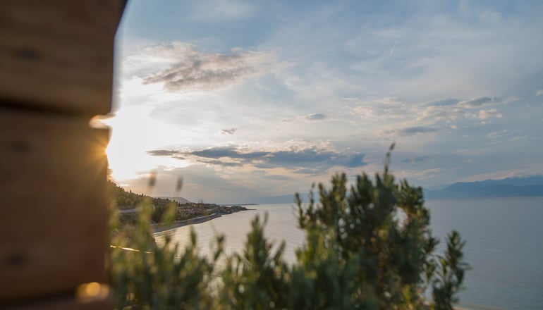 4* Alissachni Seaside Hotel - Μαύρα Λιθάρια, Κόρινθος