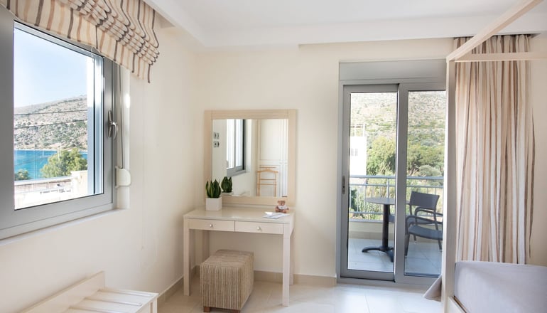 Almiriki Hotel Apartments - Λιθί, Χίος