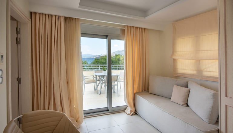 Almiriki Hotel Apartments - Λιθί, Χίος