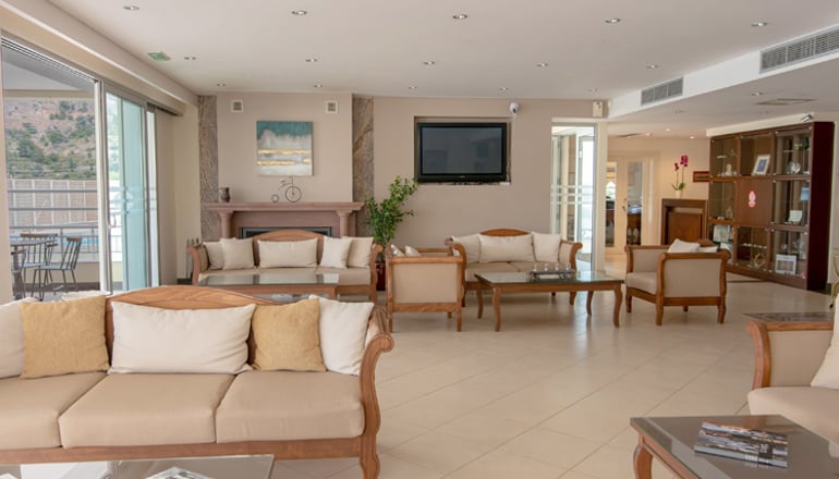 Almiriki Hotel Apartments - Λιθί, Χίος