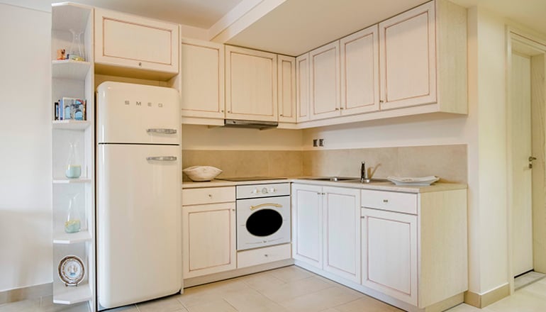 Almiriki Hotel Apartments - Λιθί, Χίος