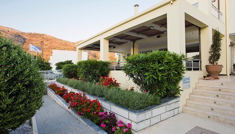 Almiriki Hotel Apartments - Λιθί, Χίος
