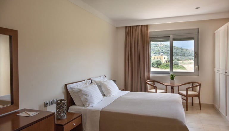 Almiriki Hotel Apartments - Λιθί, Χίος
