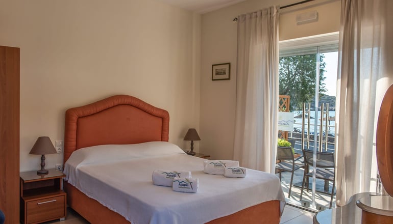 Almiriki Hotel Apartments - Λιθί, Χίος