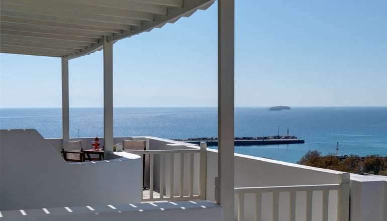 Aloni Hotel - Πίσω Λιβάδι, Πάρος