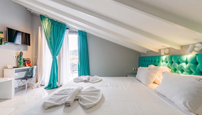 Alpha Luxury Suites - Πευκοχώρι, Χαλκιδική