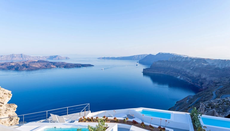 5* Alti Suites Santorini