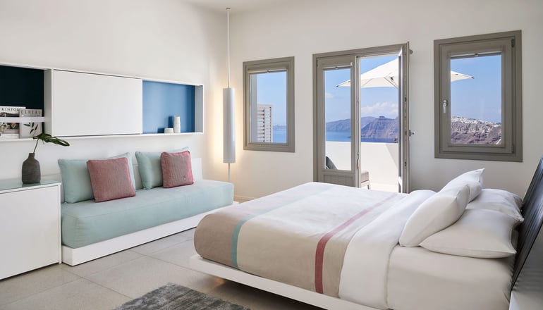 5* Alti Suites Santorini