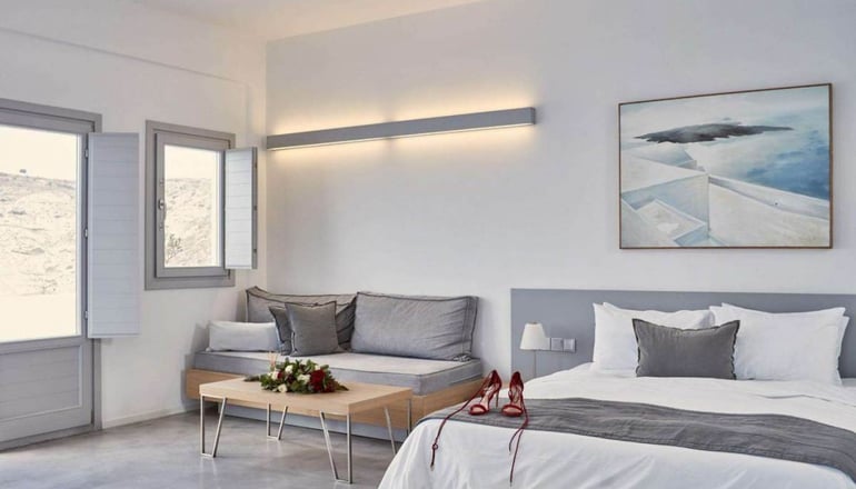 5* Alti Suites Santorini