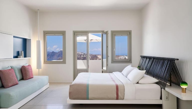 5* Alti Suites Santorini