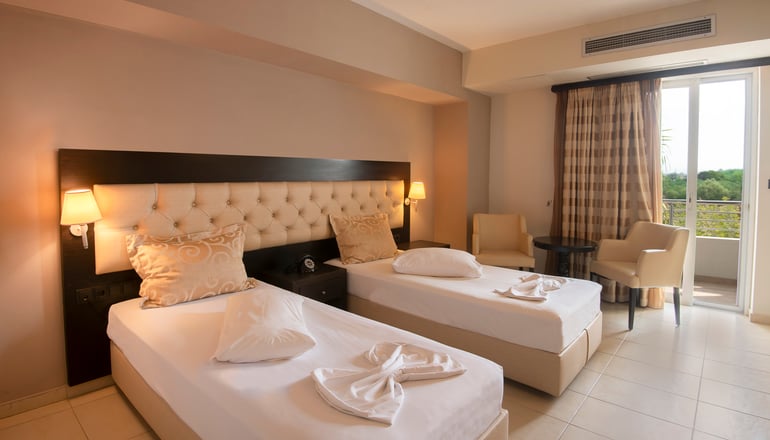 Amalias Hotel - Κουρούτα, Αμαλιάδα