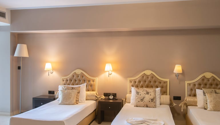 Amalias Hotel - Κουρούτα, Αμαλιάδα