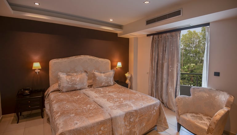 Amalias Hotel - Κουρούτα, Αμαλιάδα