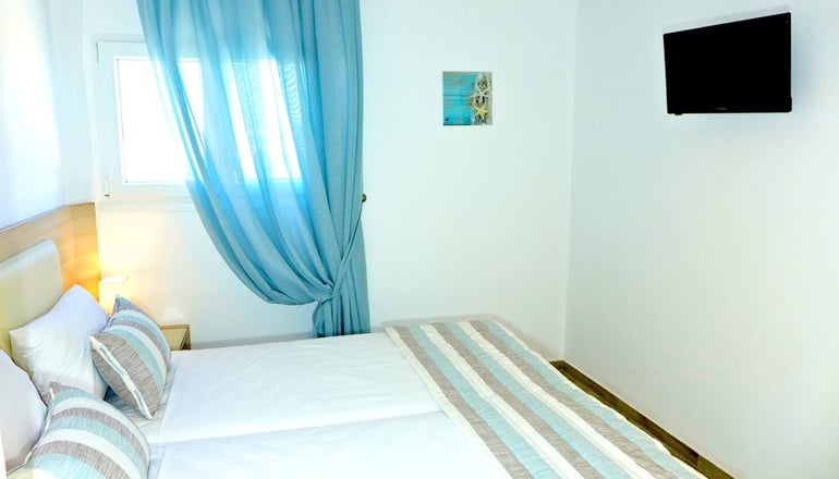 Amaryllis Beach Hotel