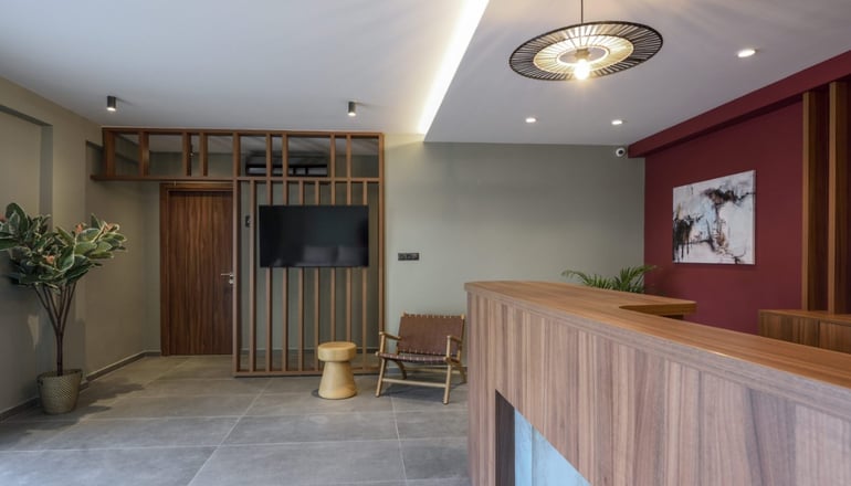 Amyntas Seafront Hotel