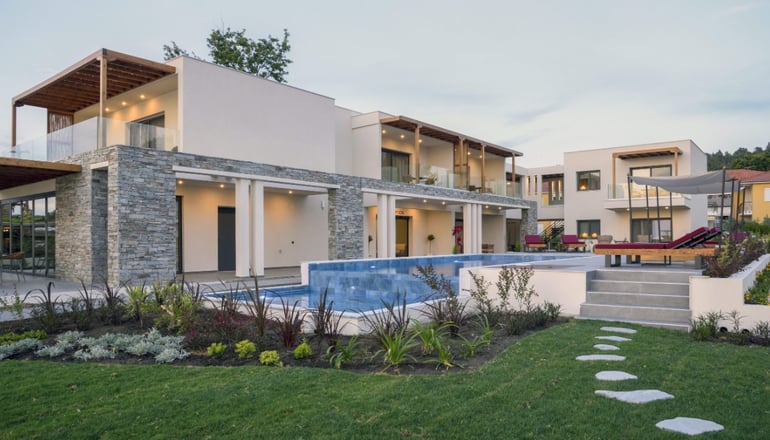 Amyntas Seafront Hotel