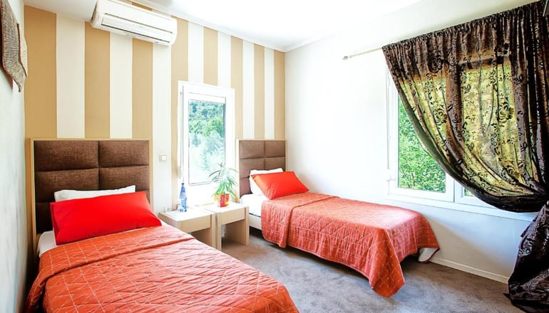 Anastassiou Hotel