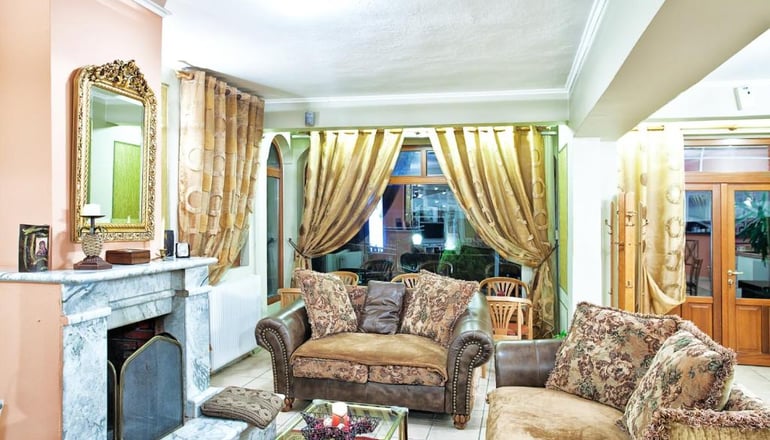 Anastassiou Hotel