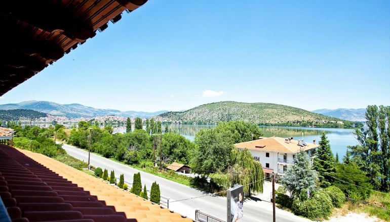 Anastassiou Hotel